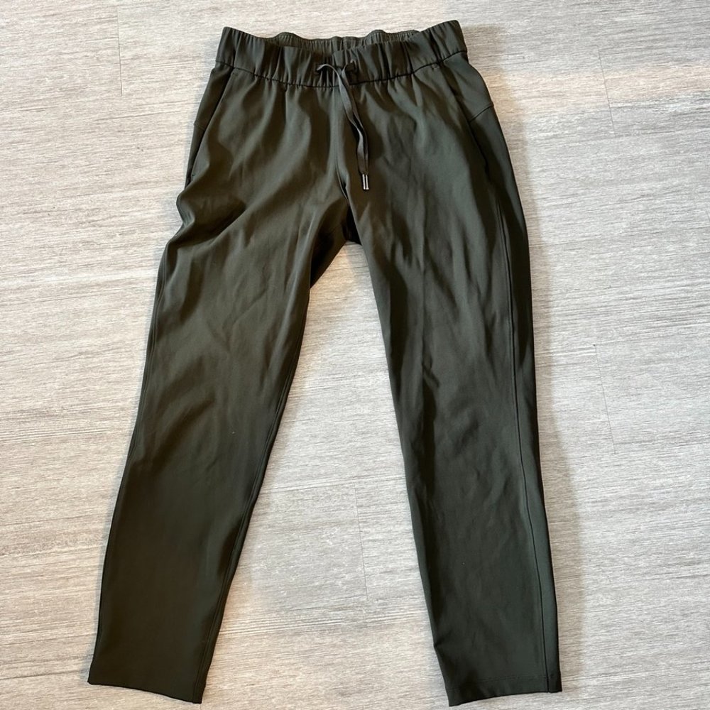 Lululemon Women’s Olive Pants
